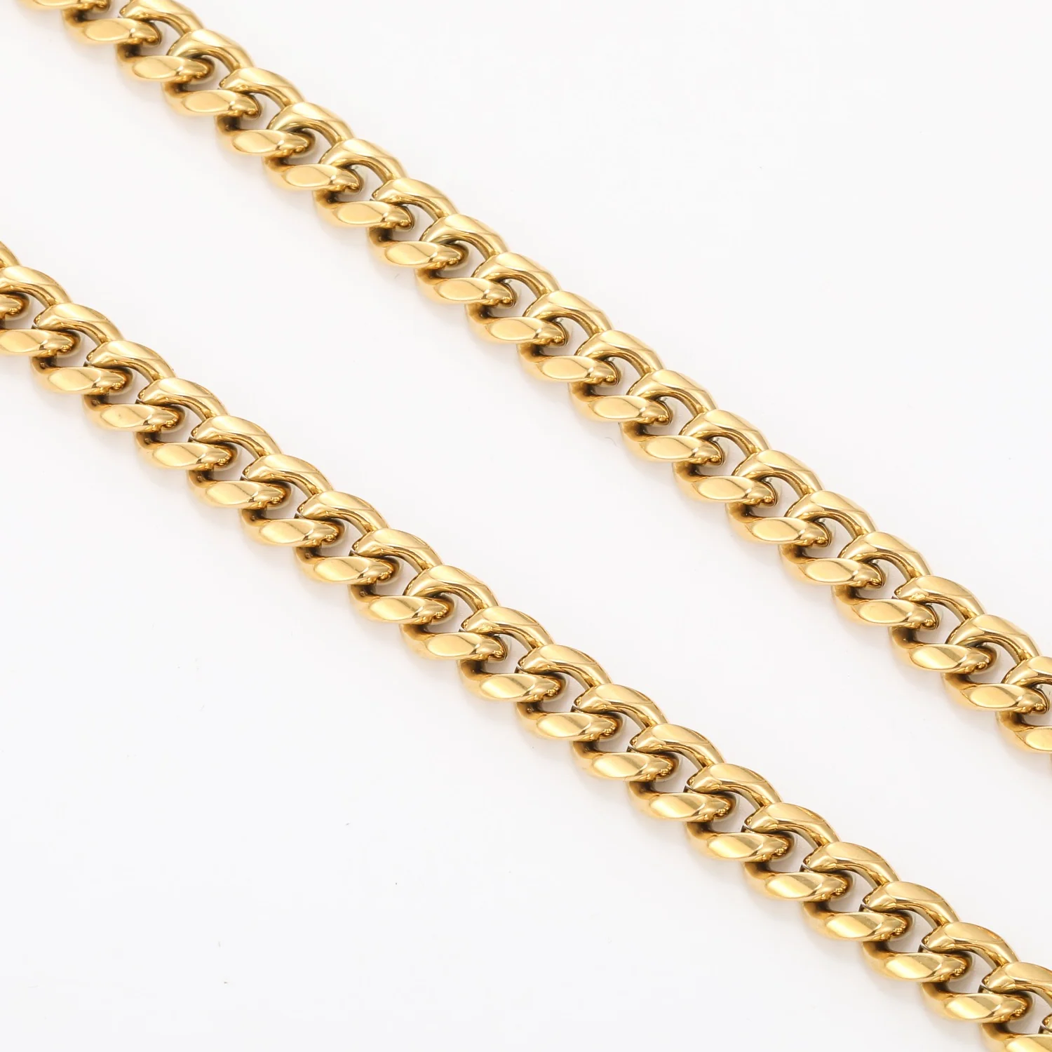 Miami Cuban Link Chain - 8mm - Image 5
